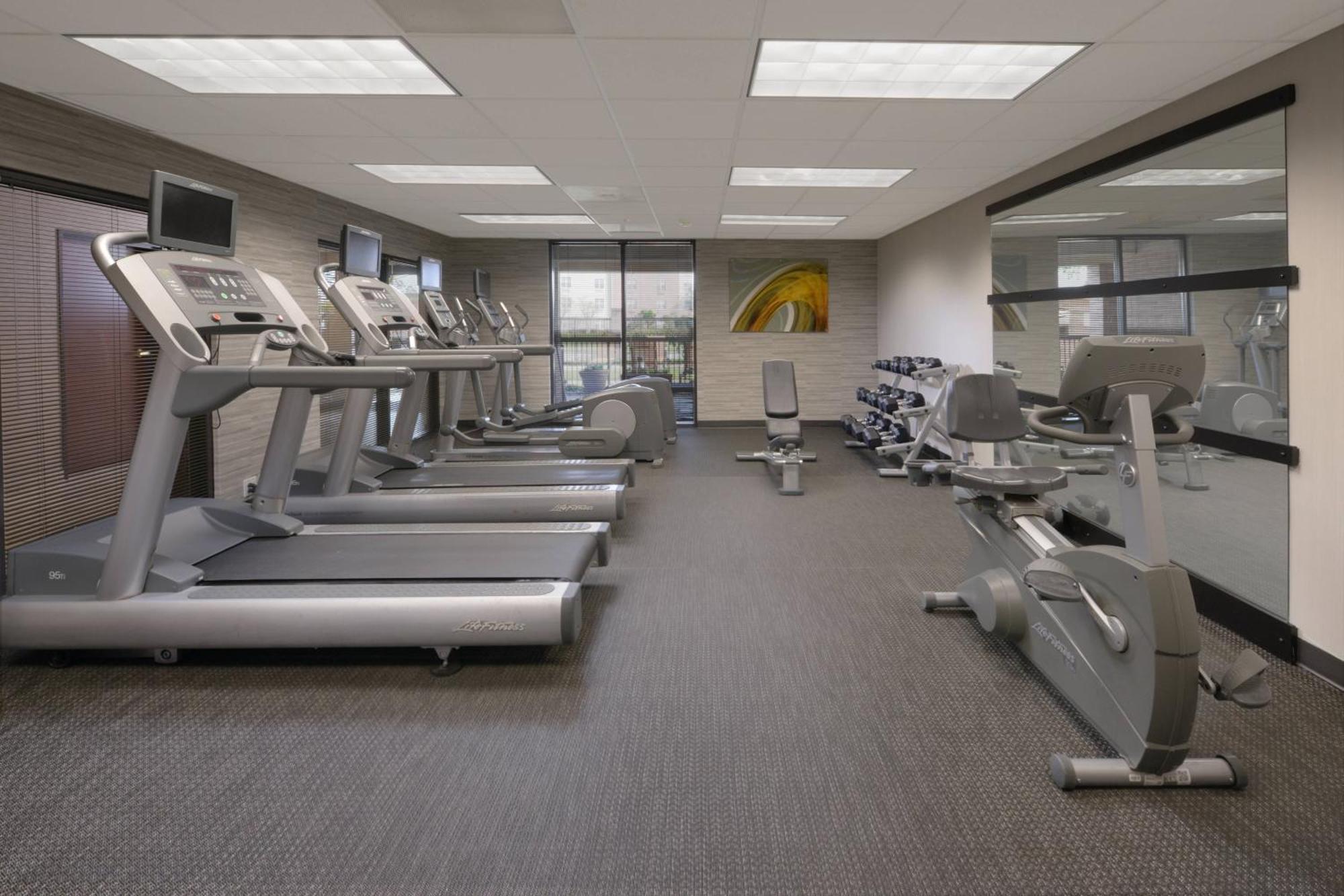 Courtyard By Marriott Northwest Houston