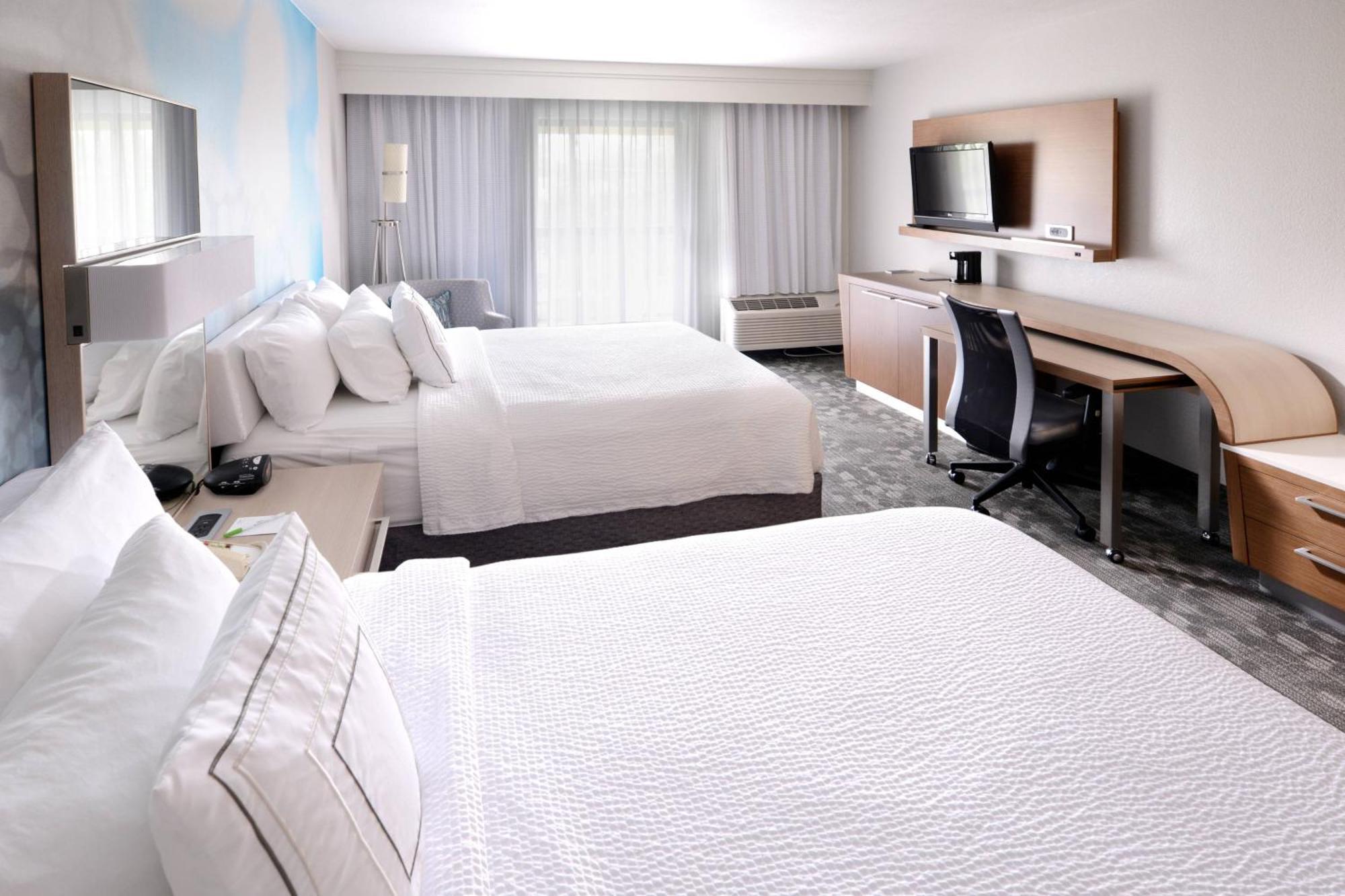 Hotel Courtyard By Marriott Northwest