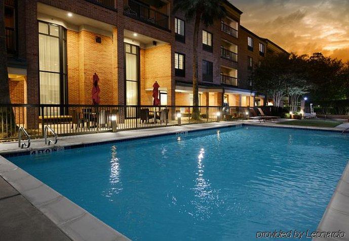 Courtyard By Marriott Northwest 3*