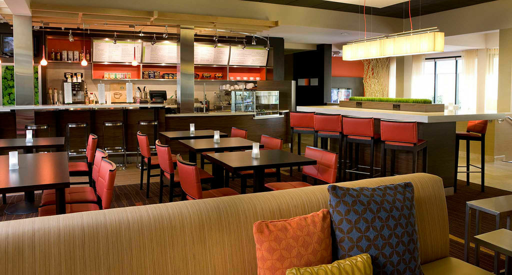 Courtyard By Marriott Northwest Houston