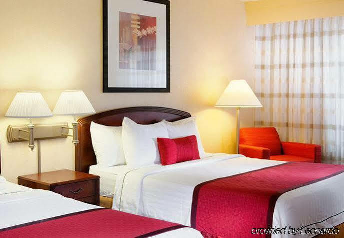 Courtyard By Marriott Northwest Hotel Houston
